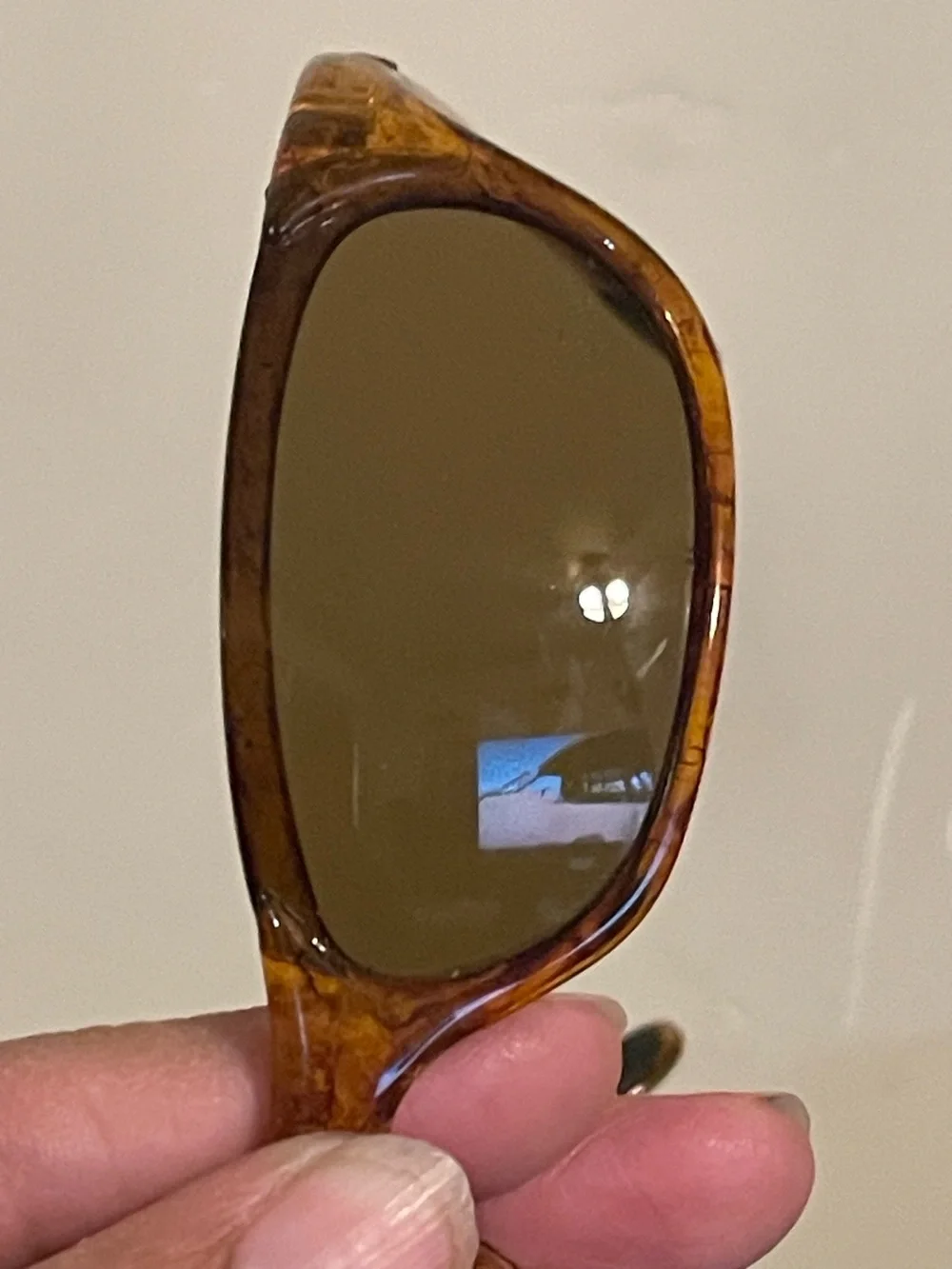 Unisex SMITH Tortoise Amber Frame Sunglasses with Brown Lenses